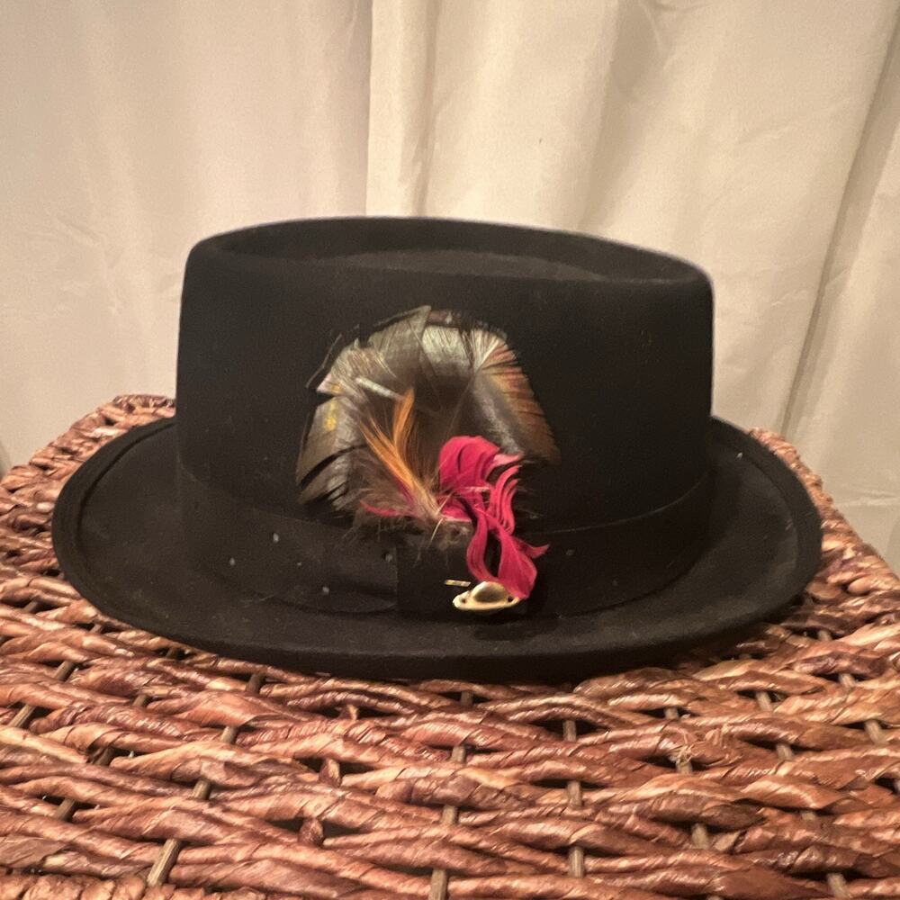 Vintage Champ “Feel the Felt” Spaceweight Black Felt Fedora Hat with Feather